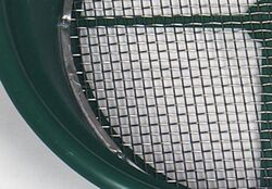 SIEVE 14 PLASTIC GREEN